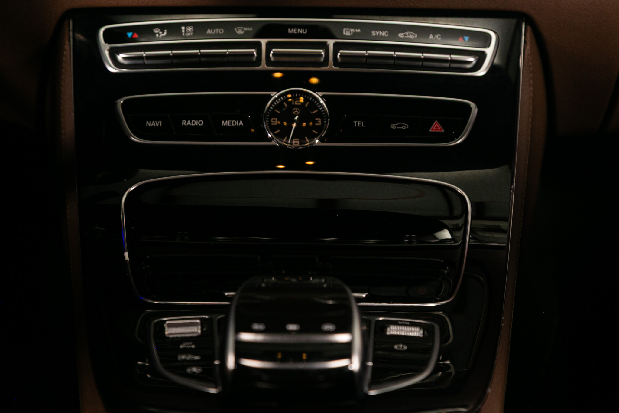 Mercedes-Benz E-Class E 300 Luxury 4MATIC Sedan 2017