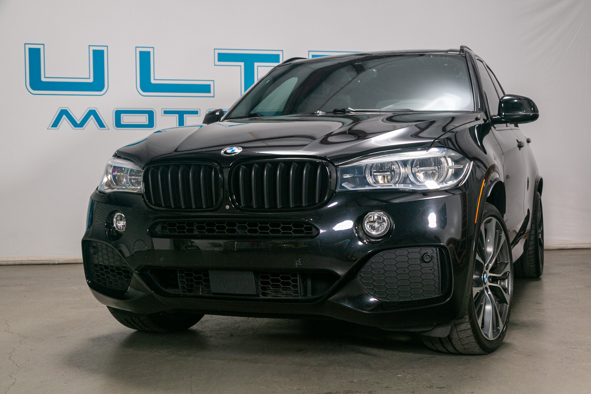 BMW X5 xDrive50i Sports Activity Vehicle 2018