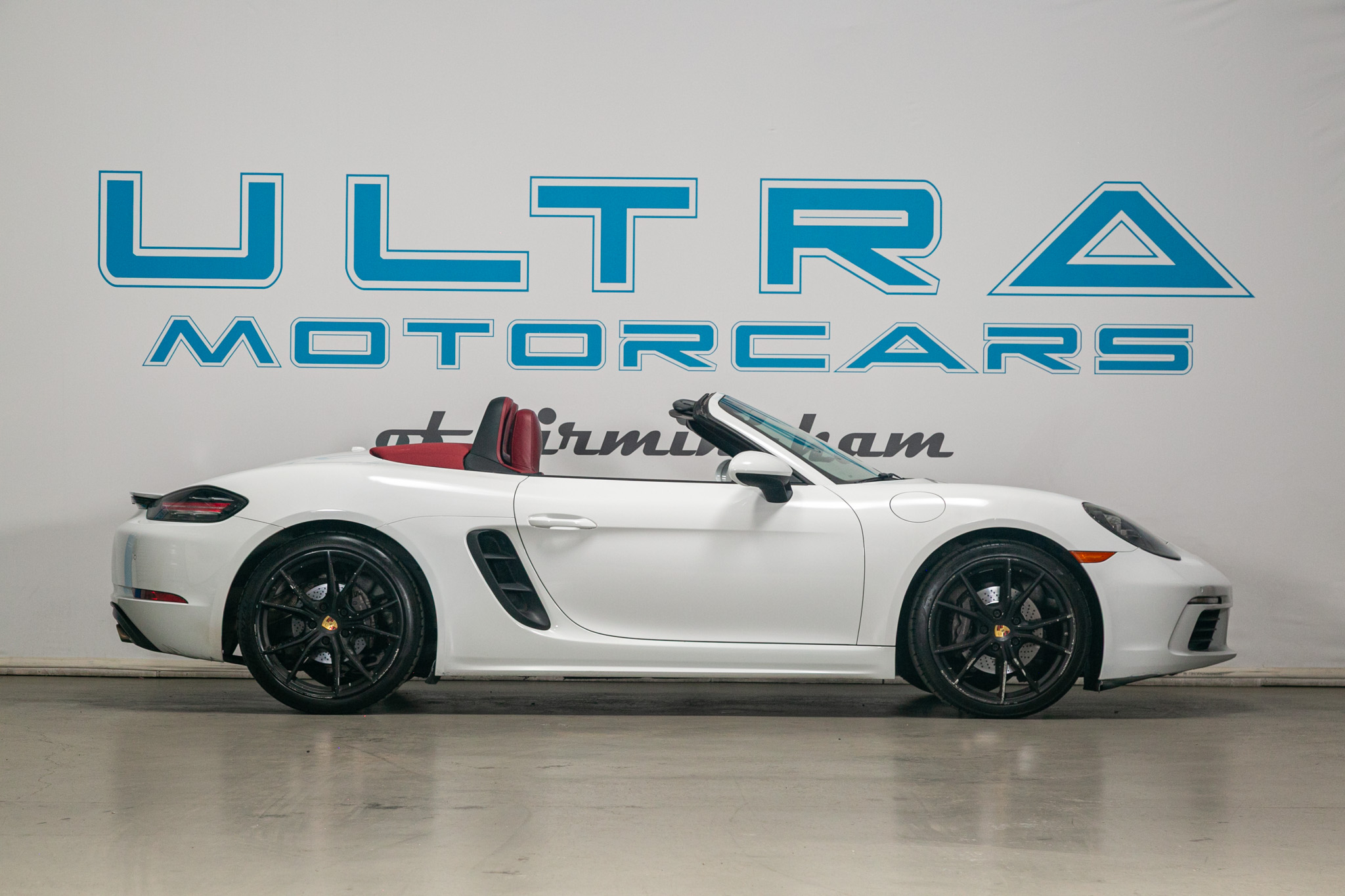 Porsche 718 Boxster Roadster 2017