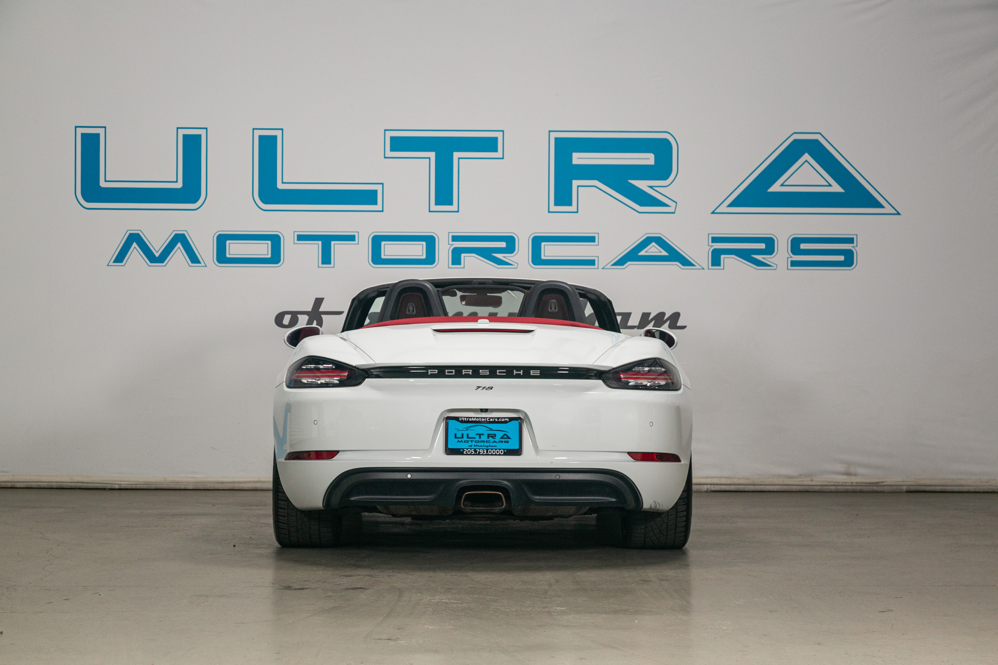 Porsche 718 Boxster Roadster 2017