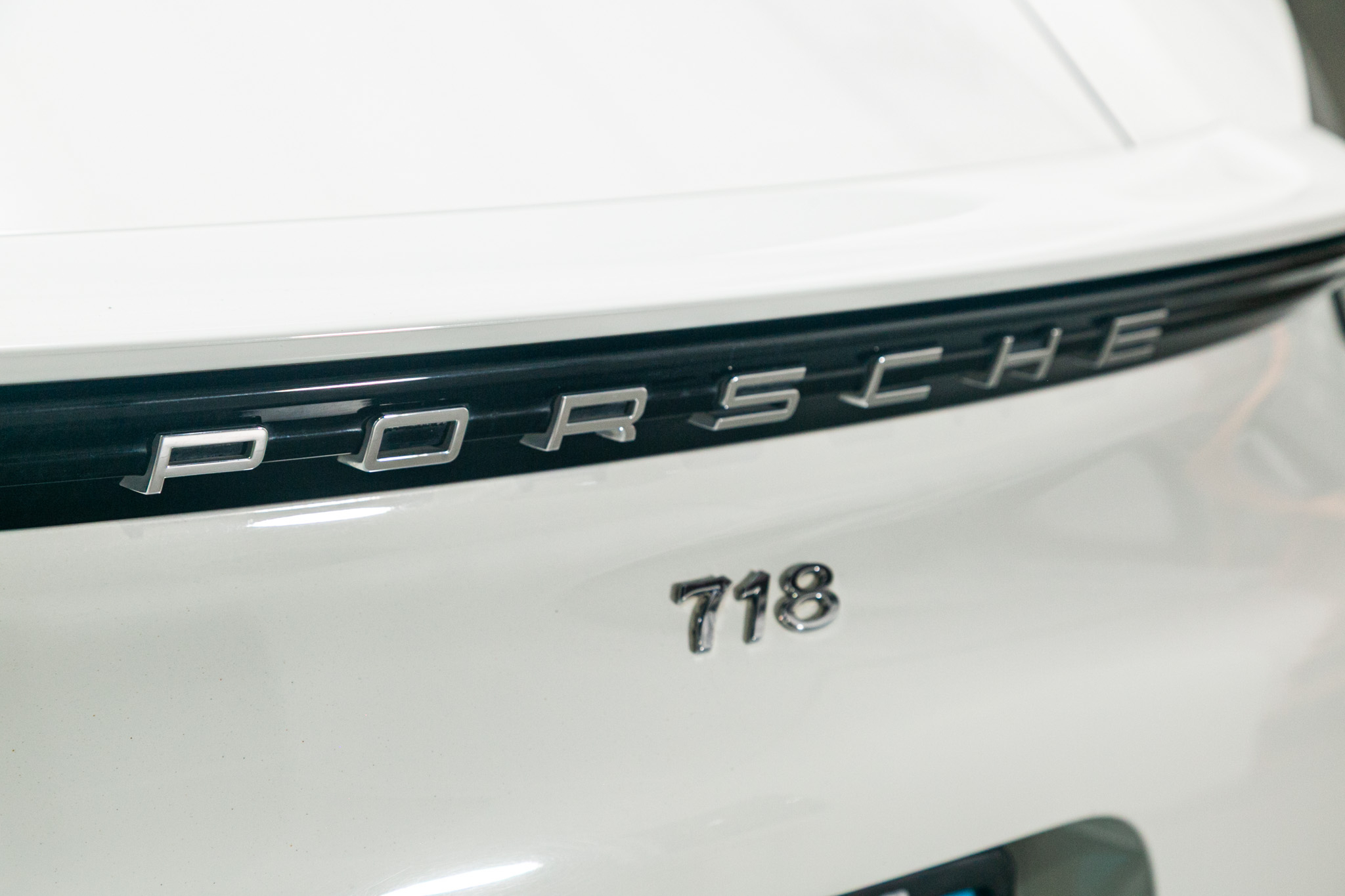 Porsche 718 Boxster Roadster 2017