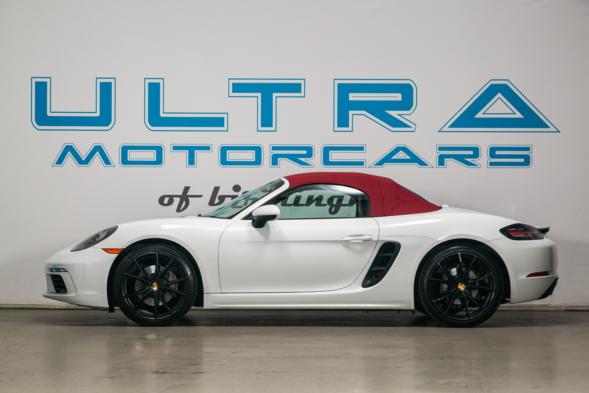 Porsche 718 Boxster Roadster 2017
