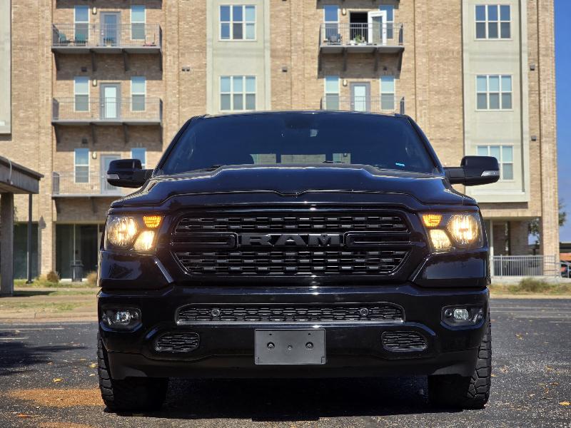 RAM 1500 Big Horn Crew Cab SWB 4WD 2022