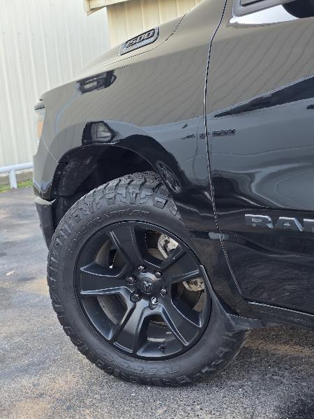 RAM 1500 Big Horn Crew Cab SWB 4WD 2022