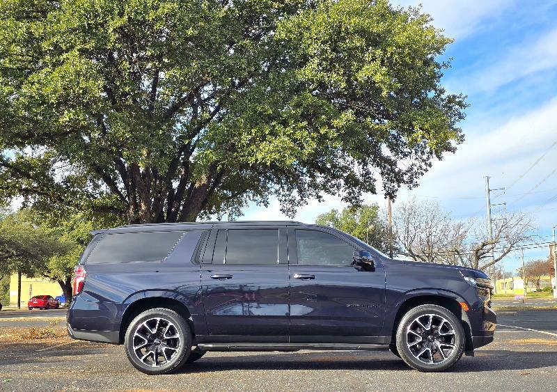 Chevrolet Suburban RST 2021