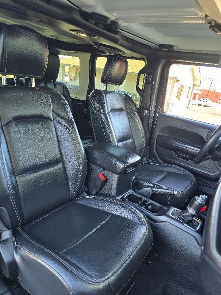 Jeep Wrangler Unlimited Sport 2018