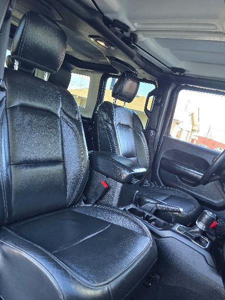 Jeep Wrangler Unlimited Sport 2018