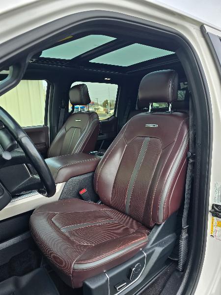 Ford F-150 2WD SuperCrew 145" Platinum 2017