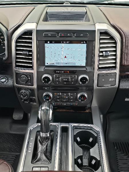 Ford F-150 2WD SuperCrew 145" Platinum 2017