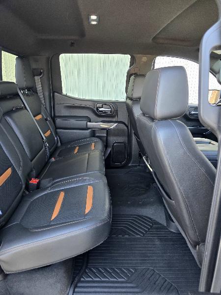 GMC Sierra 1500 AT4 Crew Cab Short Box 4WD 2020