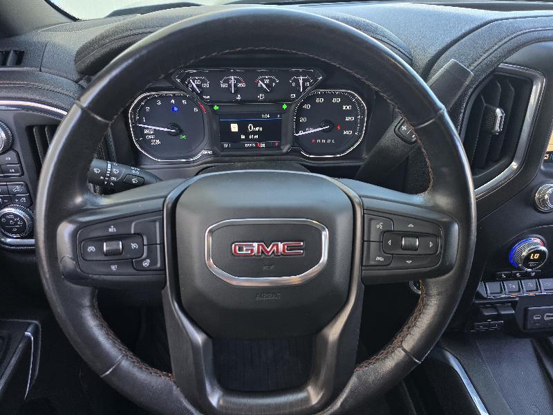 GMC Sierra 1500 AT4 Crew Cab Short Box 4WD 2020