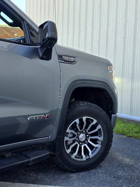 GMC Sierra 1500 AT4 Crew Cab Short Box 4WD 2020