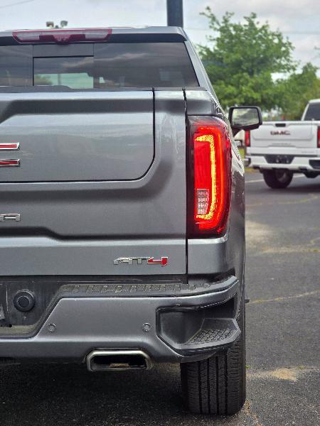 GMC Sierra 1500 AT4 Crew Cab Short Box 4WD 2021