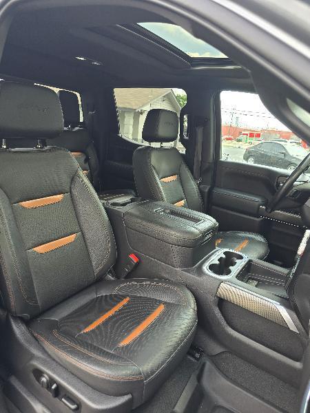 GMC Sierra 1500 AT4 Crew Cab Short Box 4WD 2021
