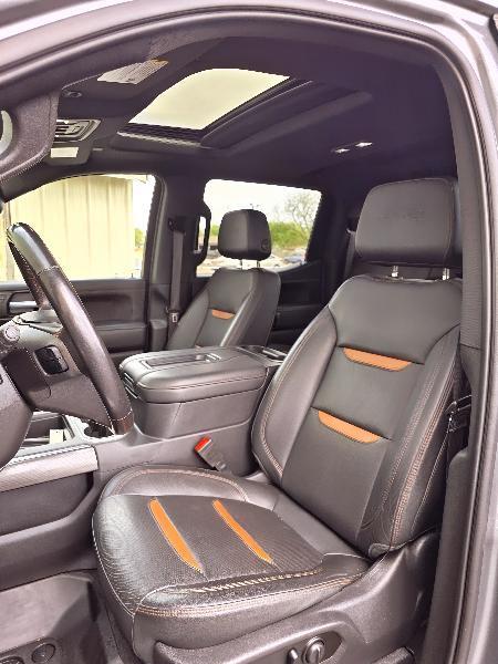 GMC Sierra 1500 AT4 Crew Cab Short Box 4WD 2021