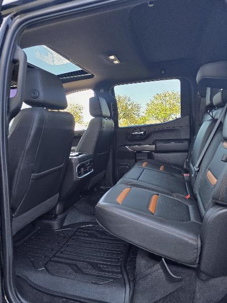 GMC Sierra 1500 AT4 Crew Cab Long Box 4WD 2019