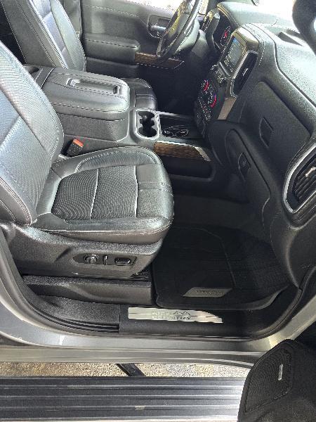 Chevrolet Silverado 1500 High Country Crew Cab Long Box 4WD 2021