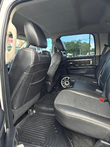 RAM 1500 Sport Crew Cab SWB 2WD 2016
