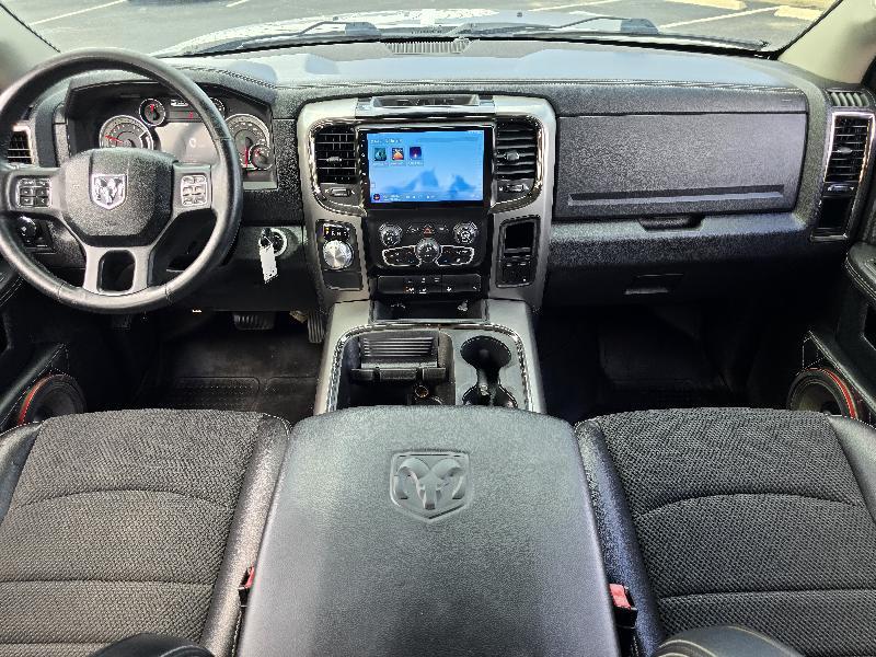 RAM 1500 Sport Crew Cab SWB 2WD 2016