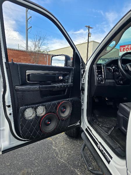 RAM 1500 Sport Crew Cab SWB 2WD 2016