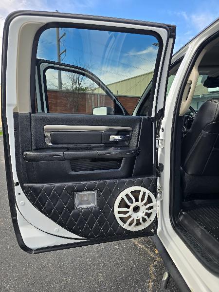 RAM 1500 Sport Crew Cab SWB 2WD 2016
