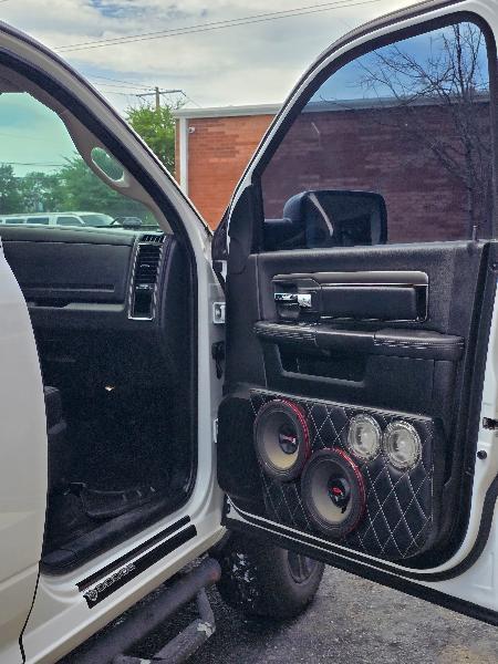 RAM 1500 Sport Crew Cab SWB 2WD 2016