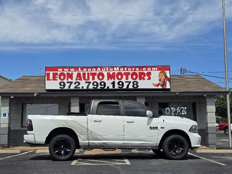 RAM 1500 Sport Crew Cab SWB 2WD 2016
