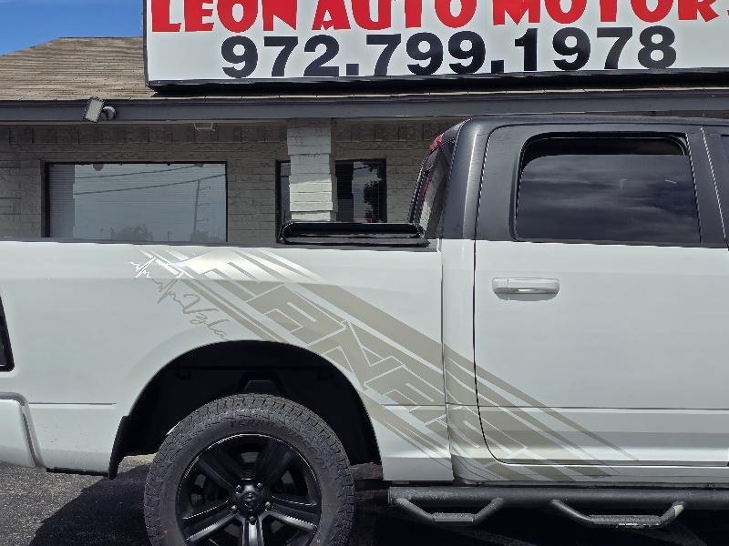 RAM 1500 Sport Crew Cab SWB 2WD 2016