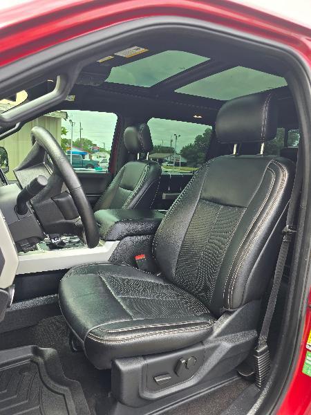 Ford F-150 4WD SuperCrew 139" Lariat 2019