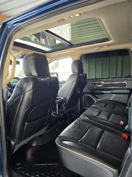 RAM 1500 Laramie Crew Cab SWB 4WD 2020