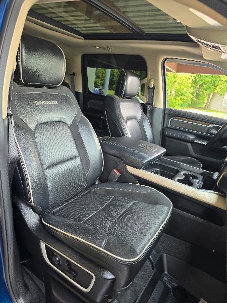 RAM 1500 Laramie Crew Cab SWB 4WD 2020