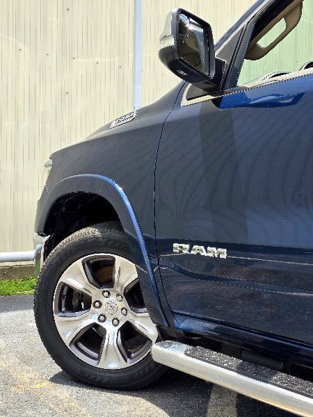 RAM 1500 Laramie Crew Cab SWB 4WD 2020