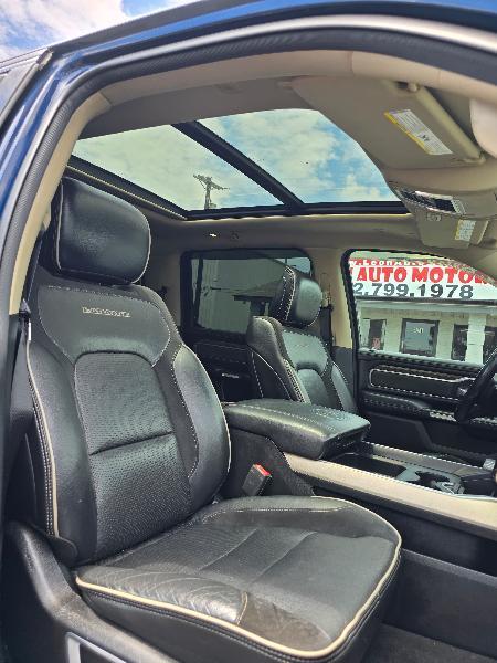 RAM 1500 Laramie Crew Cab SWB 4WD 2020