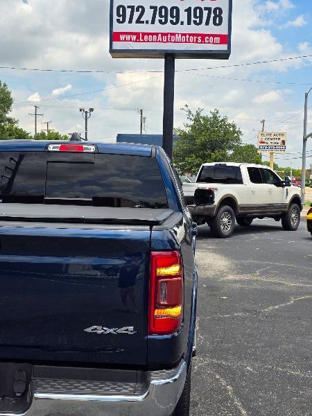 RAM 1500 Laramie Crew Cab SWB 4WD 2020