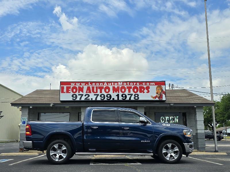 RAM 1500 Laramie Crew Cab SWB 4WD 2020