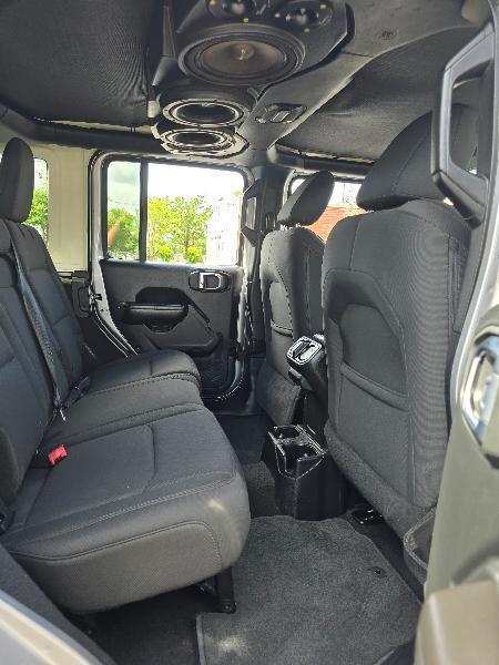 Jeep Wrangler Unlimited Sport 2018