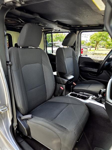 Jeep Wrangler Unlimited Sport 2018