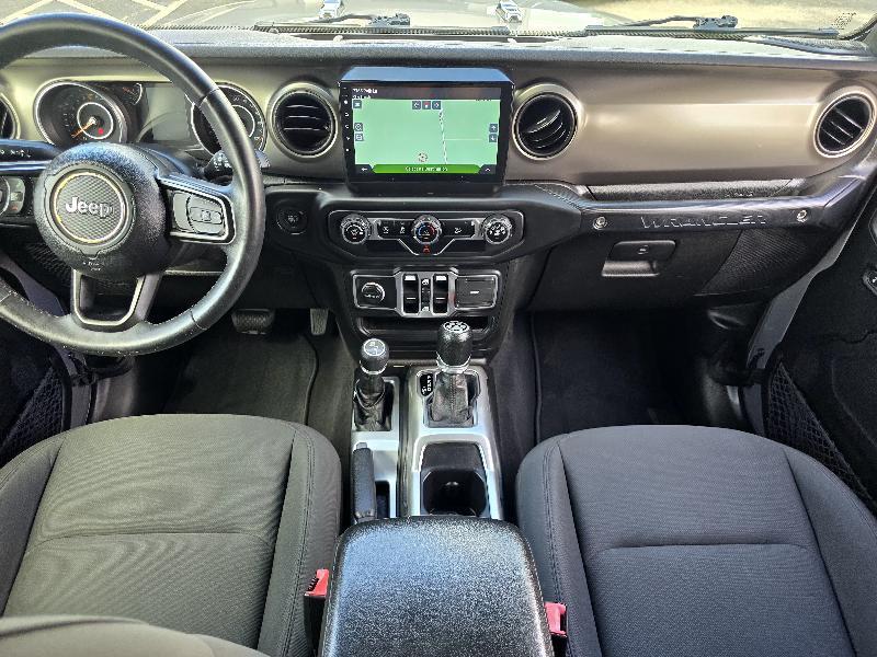 Jeep Wrangler Unlimited Sport 2018