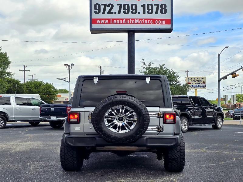 Jeep Wrangler Unlimited Sport 2018