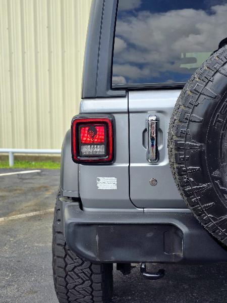 Jeep Wrangler Unlimited Sport 2018