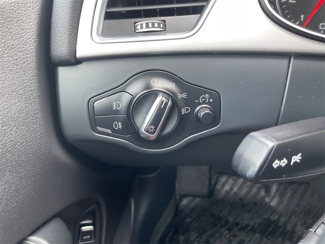 Audi allroad 2.0T Premium quattro Tiptronic 2013