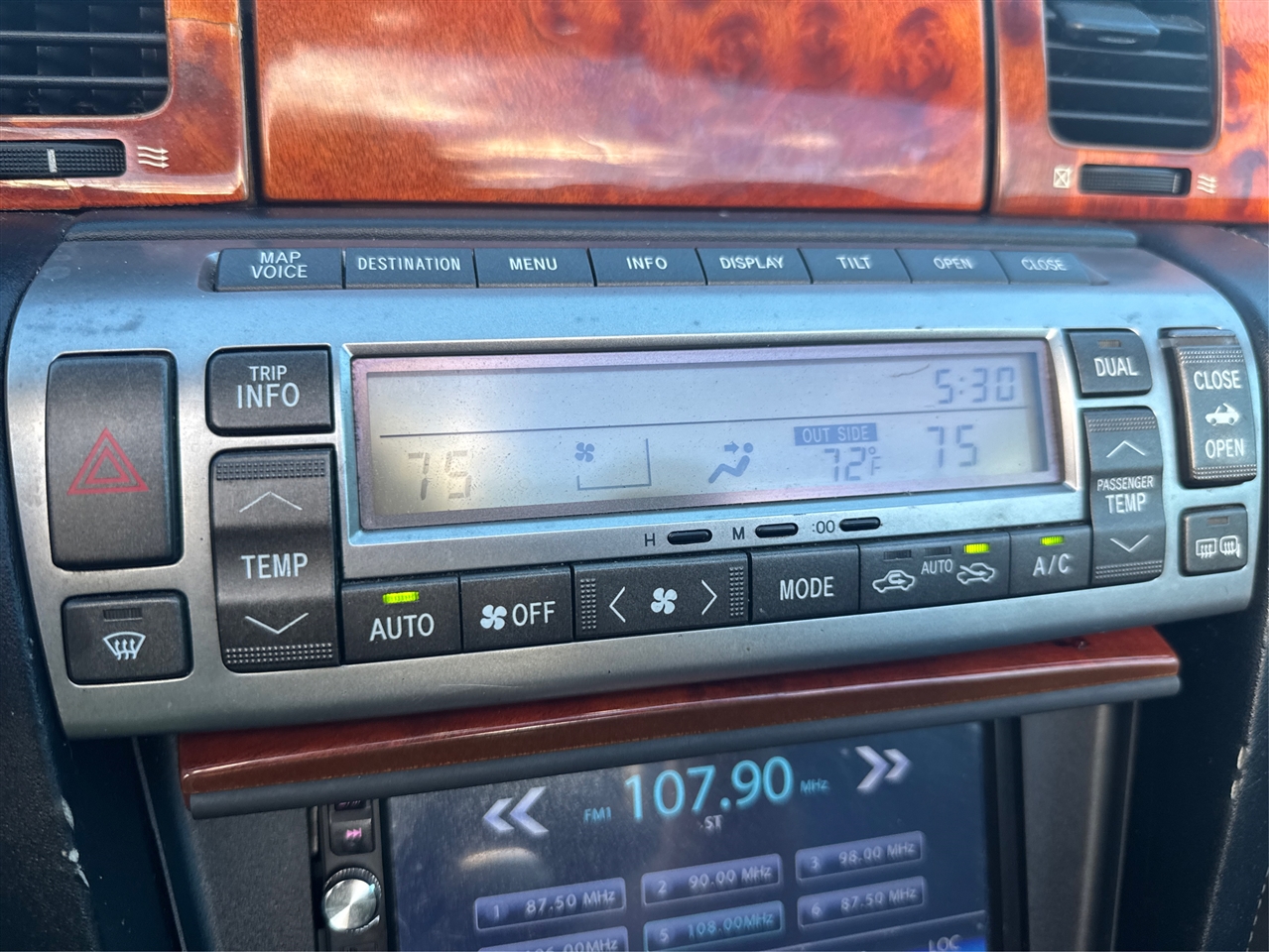 Lexus SC 430 Convertible 2002