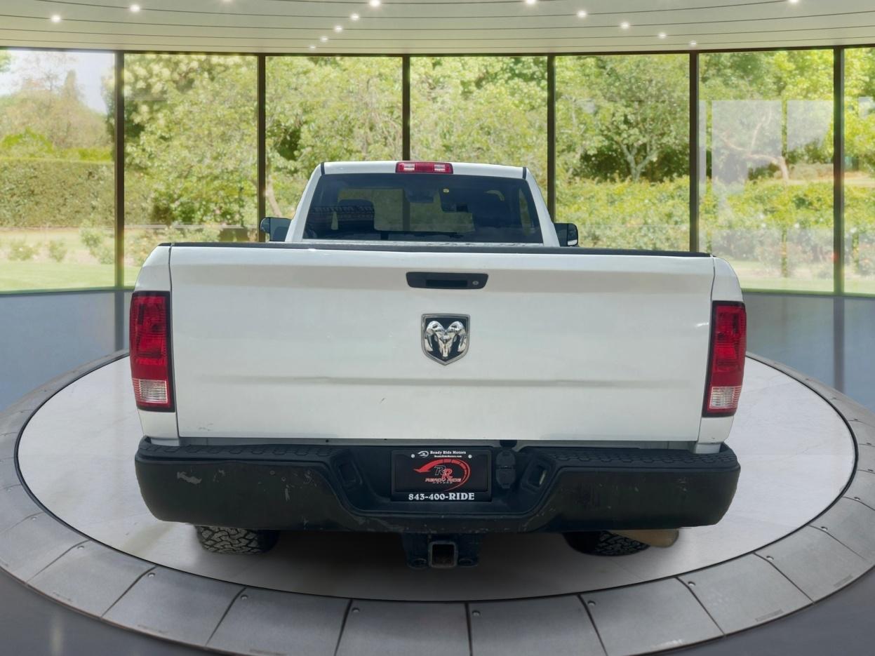 RAM 2500 2WD Reg Cab 140.5" Tradesman 2015