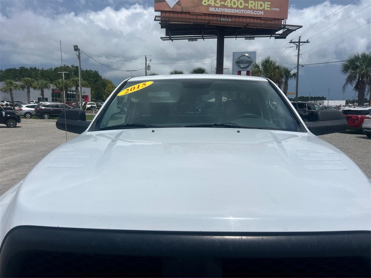 RAM 2500 2WD Reg Cab 140.5" Tradesman 2015