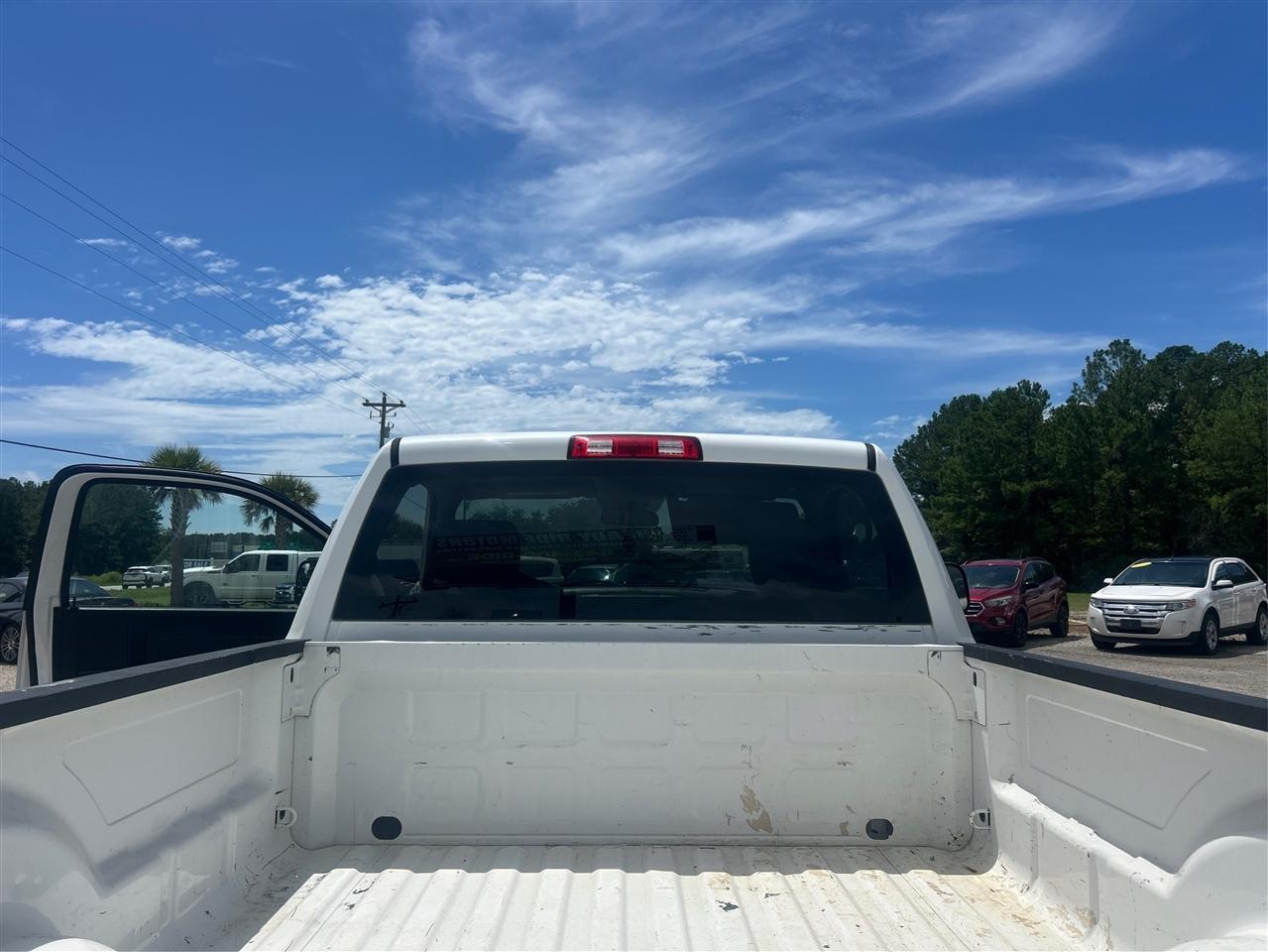RAM 2500 2WD Reg Cab 140.5" Tradesman 2015