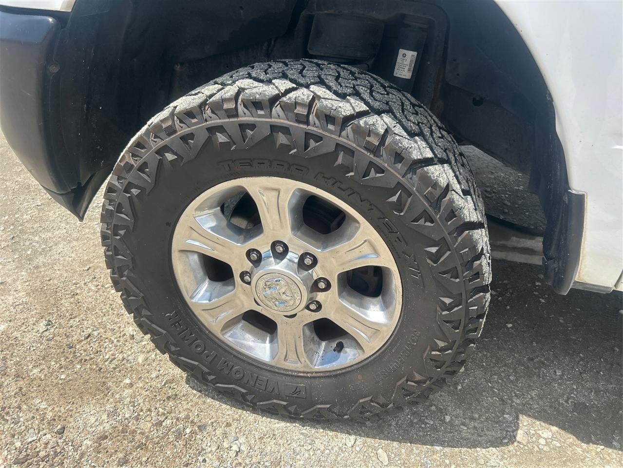 RAM 2500 2WD Reg Cab 140.5" Tradesman 2015
