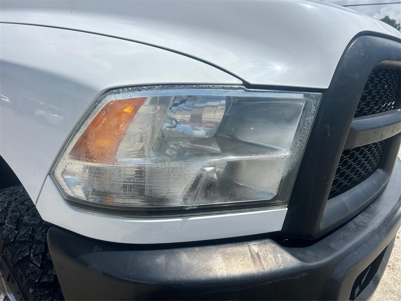 RAM 2500 2WD Reg Cab 140.5" Tradesman 2015