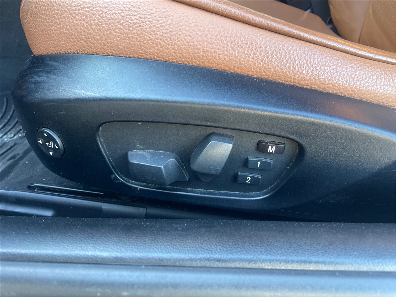 BMW 3-Series 328i Convertible - SULEV 2011