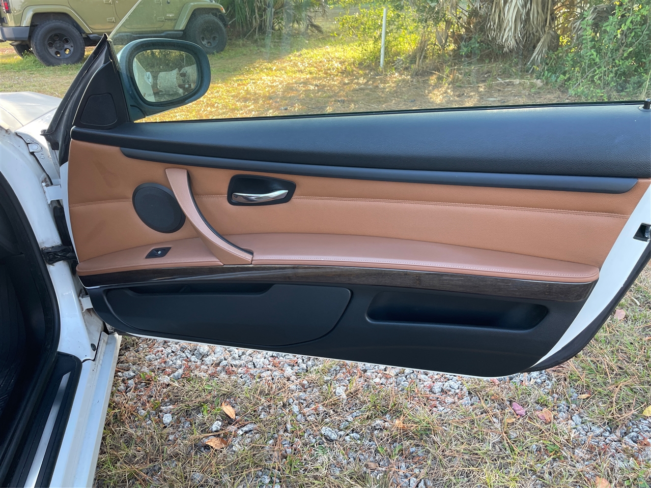 BMW 3-Series 328i Convertible - SULEV 2011