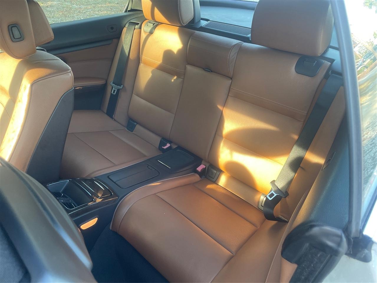 BMW 3-Series 2dr Conv 328i SULEV 2011